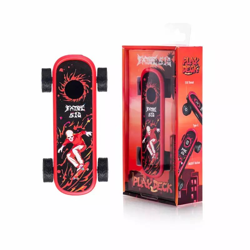 Play Deck (510BATT) red with packaging